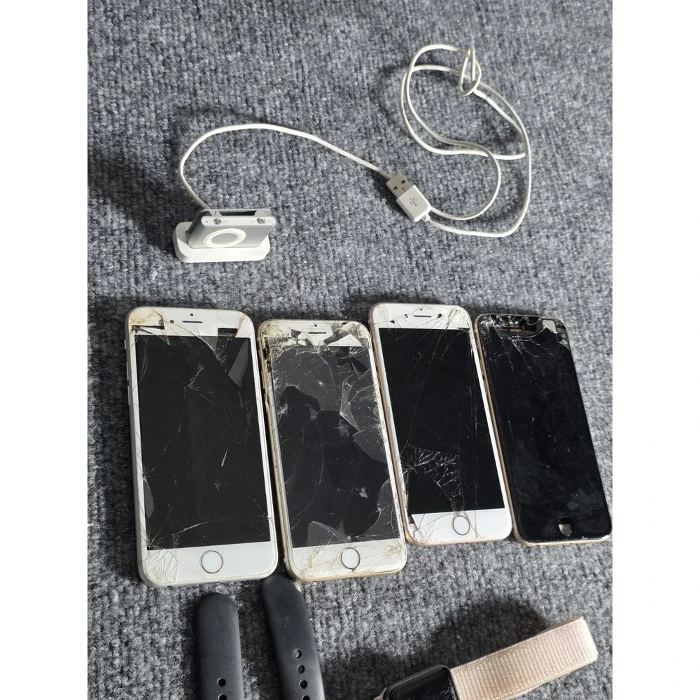 Lot Of 4 Apple Watches And 4 Iphones And Ipod Nano And Fitbit